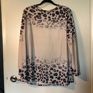 Cream leaped print long sleeve